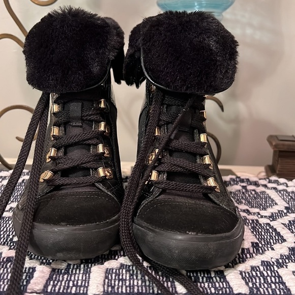 Aldo Fur Lined Embossed leather suede boots - Picture 2 of 13